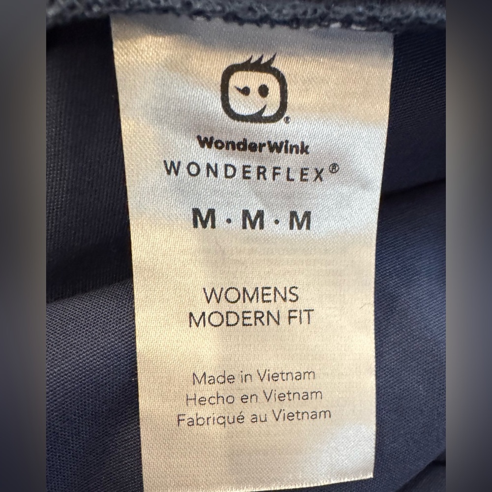 WonderWink WonderFLEX Modern Fit Navy Scrub Top - Picture 5 of 6